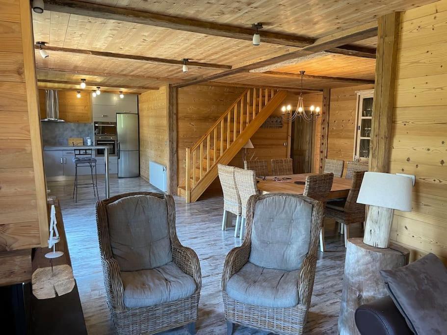 Chalet Familial - Pyrenees, Au Coeur Des 3 Stations La Cabanasse Exterior photo